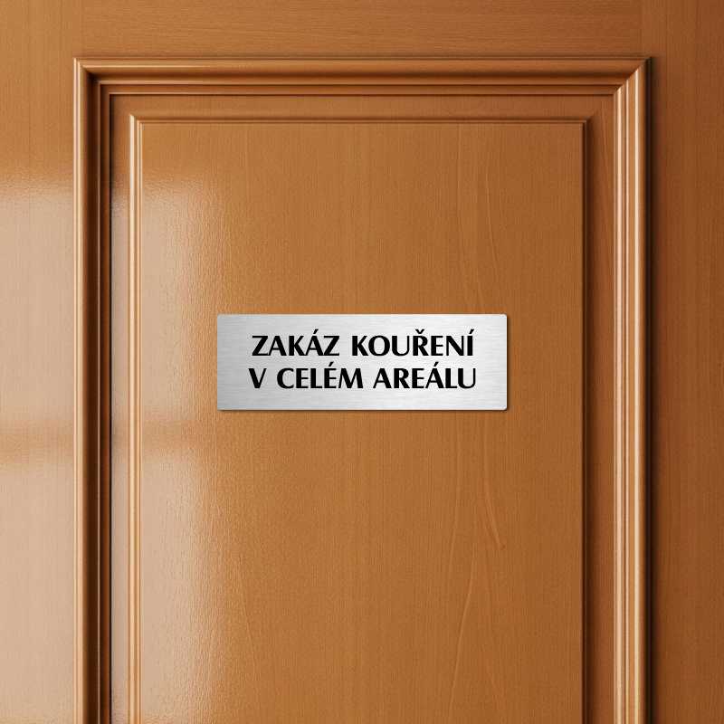 Zákaz kouření, 240x79mm, stříbrná popiska s ozdobou uprostřed